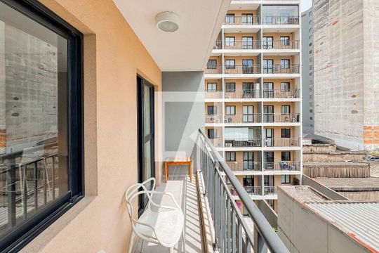 Varanda de kitnet/studio à venda com 1 quarto, 26m² em Liberdade, São Paulo