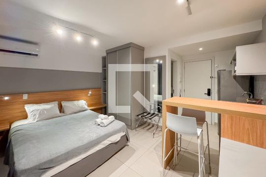 Kitnet/Studio à venda com 1 quarto, 26m² em Liberdade, São Paulo