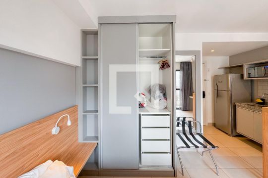Armários  de kitnet/studio à venda com 1 quarto, 26m² em Liberdade, São Paulo