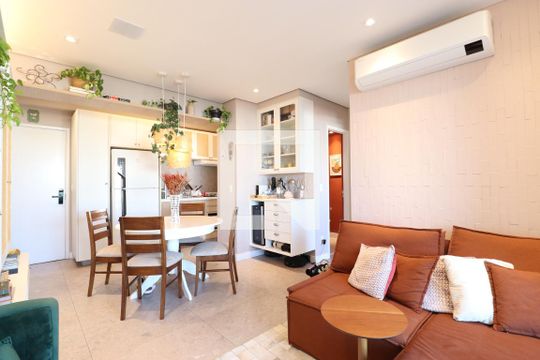 Sala de apartamento para alugar com 1 quarto, 54m² em Lapa, São Paulo