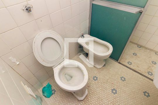 Banheiro de apartamento à venda com 1 quarto, 42m² em Santa Cecilia, São Paulo
