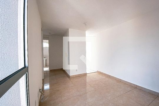 Sala de apartamento para alugar com 2 quartos, 43m² em Parque Ipe, São Paulo