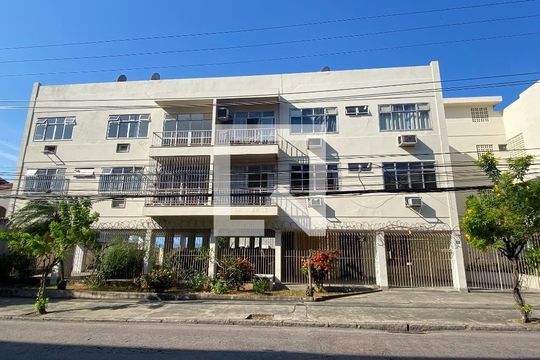 Fachada de apartamento para alugar com 2 quartos, 86m² em Jardim Guanabara, Rio de Janeiro