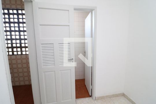 Quarto de Serviço de apartamento para alugar com 2 quartos, 86m² em Jardim Guanabara, Rio de Janeiro