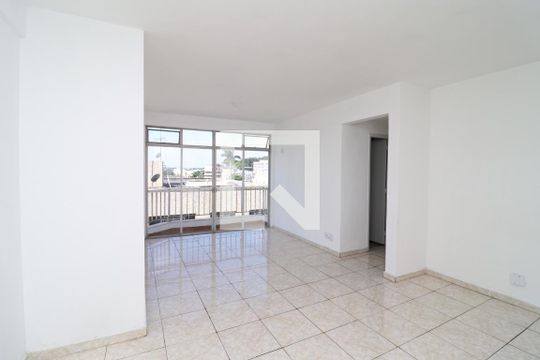 Apartamento para alugar com 2 quartos, 86m² em Jardim Guanabara, Rio de Janeiro