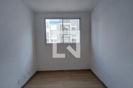 Sala de apartamento à venda com 2 quartos, 38m² em Jurubatuba, São Paulo