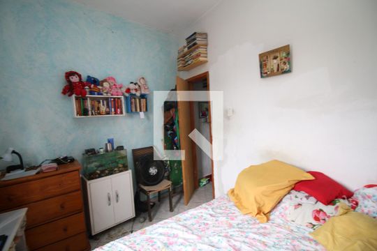 Quarto 2 de apartamento para alugar com 2 quartos, 55m² em Vila Kosmos, Rio de Janeiro