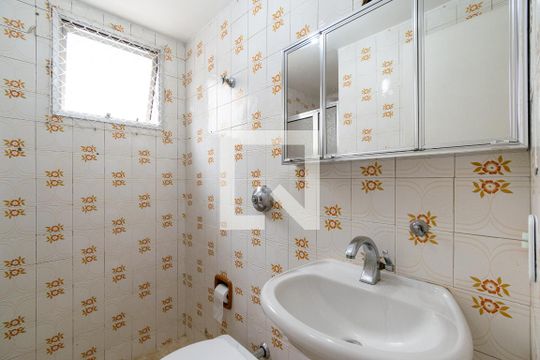 Banheiro  de apartamento para alugar com 2 quartos, 48m² em Jabaquara, São Paulo