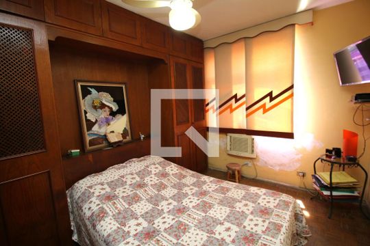 Quarto 1 de apartamento à venda com 2 quartos, 140m² em Ramos, Rio de Janeiro