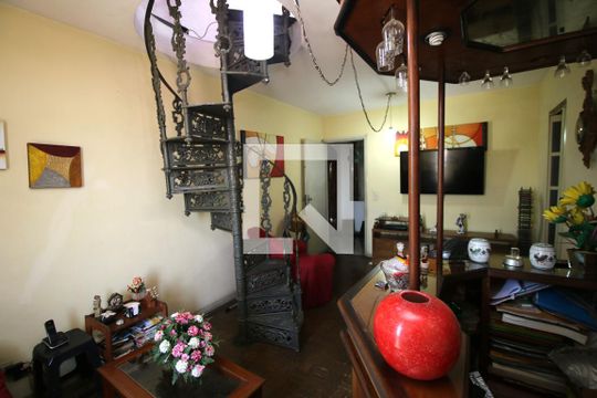 Sala de apartamento à venda com 2 quartos, 140m² em Ramos, Rio de Janeiro