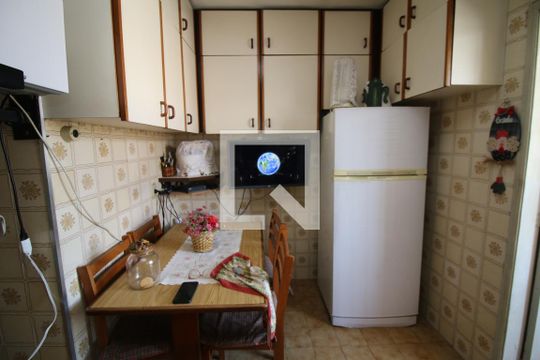 Cozinha de apartamento à venda com 2 quartos, 140m² em Ramos, Rio de Janeiro