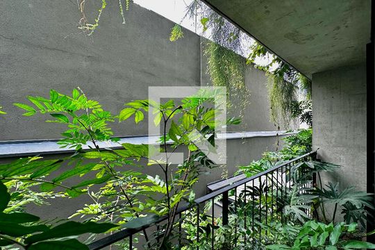 Sacada de apartamento à venda com 1 quarto, 47m² em Cidade Monções, São Paulo