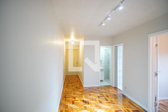 Apartamento para alugar com 1 quarto, 40m² em Jardim Dona Leopoldina, Porto Alegre