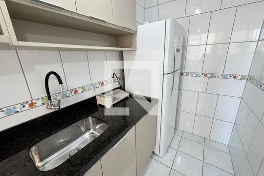 Cozinha de apartamento à venda com 1 quarto, 36m² em Centro, São Leopoldo