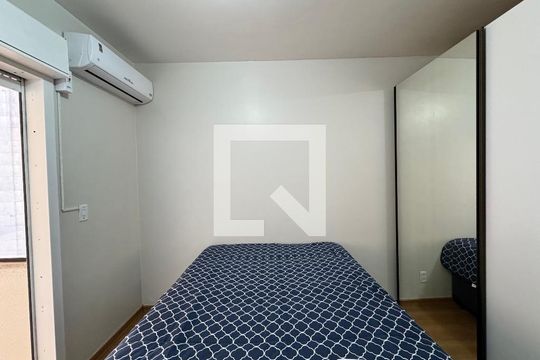 Quarto  de apartamento à venda com 1 quarto, 36m² em Centro, São Leopoldo