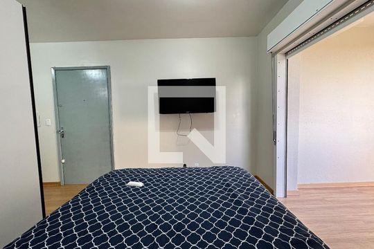 Quarto  de apartamento à venda com 1 quarto, 36m² em Centro, São Leopoldo