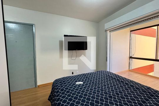 Quarto  de apartamento à venda com 1 quarto, 36m² em Centro, São Leopoldo
