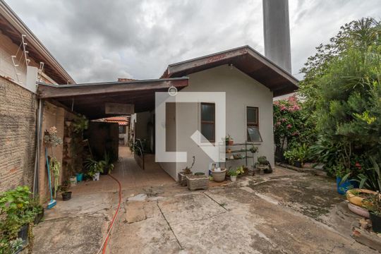 Garagem de casa para alugar com 3 quartos, 170m² em Jardim Lírio , Hortolândia