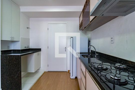 Sala/Cozinha de apartamento para alugar com 1 quarto, 24m² em Vila Nova das Belezas, São Paulo