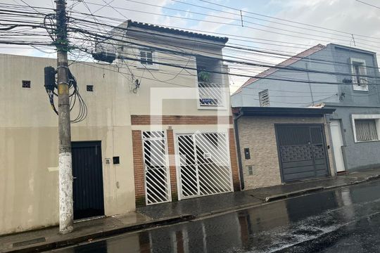 Fachada de casa à venda com 4 quartos, 200m² em Lapa de Baixo, São Paulo
