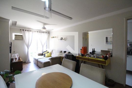 Sala de apartamento à venda com 2 quartos, 69m² em Pechincha, Rio de Janeiro