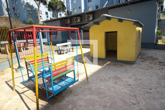 Área comum - Playground de apartamento para alugar com 1 quarto, 38m² em Santo Antônio, Porto Alegre