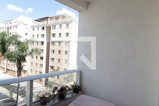 Varanda de apartamento para alugar com 3 quartos, 69m² em Planalto, Belo Horizonte