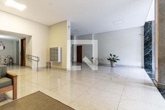 Hall de Entrada de apartamento para alugar com 3 quartos, 96m² em Liberdade, São Paulo