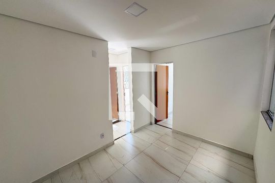 Sala de apartamento para alugar com 2 quartos, 39m² em Inconfidentes, Contagem