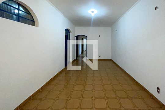 Sala de casa para alugar com 3 quartos, 360m² em Perdizes, São Paulo