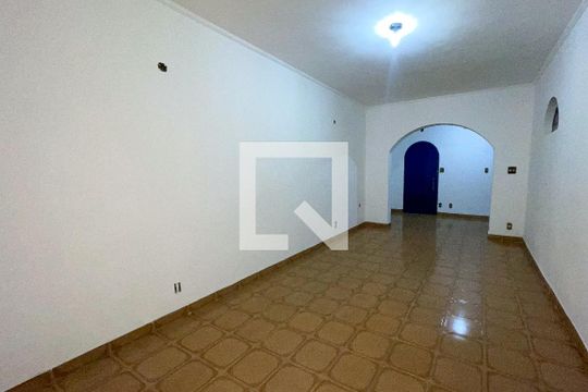 Sala de casa para alugar com 3 quartos, 360m² em Perdizes, São Paulo