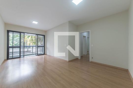 Sala de apartamento para alugar com 3 quartos, 80m² em Vila Gumercindo, São Paulo