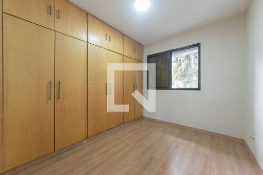 Quarto 1 de apartamento para alugar com 3 quartos, 80m² em Vila Gumercindo, São Paulo