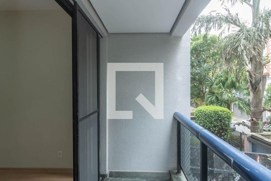 Varanda de apartamento para alugar com 3 quartos, 80m² em Vila Gumercindo, São Paulo