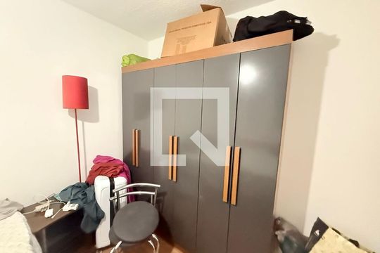 Quarto 1 de apartamento para alugar com 2 quartos, 45m² em Parque da Vila Prudente, São Paulo