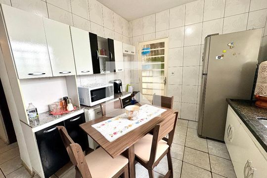 Cozinha de casa à venda com 3 quartos, 175m² em Parque Residencial Jundiaí, Jundiaí