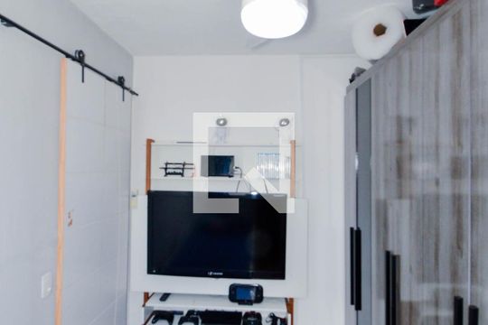 Quarto 1 de apartamento para alugar com 2 quartos, 42m² em Vila Nova Bonsucesso, Guarulhos