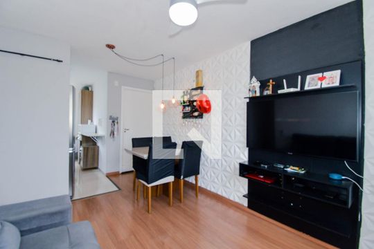 Sala de apartamento para alugar com 2 quartos, 42m² em Vila Nova Bonsucesso, Guarulhos