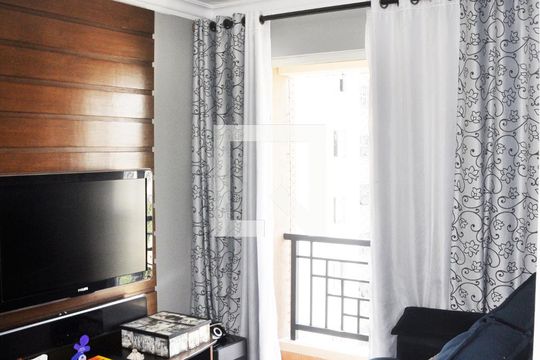  Sala de apartamento para alugar com 3 quartos, 75m² em São Domingos, São Paulo