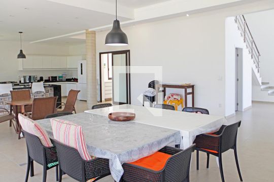 Sala de casa de condomínio para alugar com 4 quartos, 469m² em Colinas de San Diego, Vinhedo