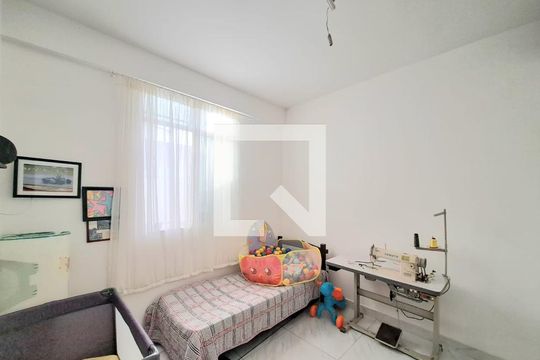 Suíte 2 de casa à venda com 5 quartos, 360m² em Nova Suíça, Belo Horizonte