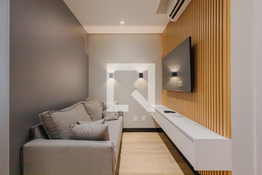 Sala de kitnet/studio à venda com 1 quarto, 30m² em Jardins, São Paulo