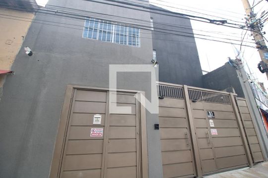 Fachada de apartamento para alugar com 1 quarto, 18m² em Vila Castelo, São Paulo