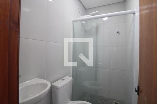 Banheiro de apartamento para alugar com 1 quarto, 18m² em Vila Castelo, São Paulo