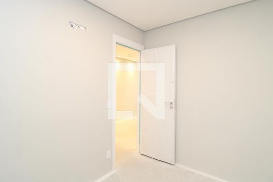 Quarto de apartamento para alugar com 2 quartos, 63m² em Tucuruvi, São Paulo