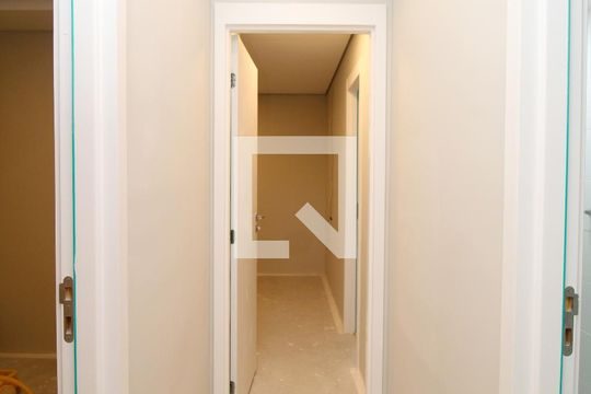 Corredor - Quartos de apartamento para alugar com 2 quartos, 63m² em Tucuruvi, São Paulo