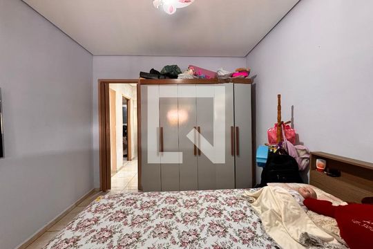 Quarto 1 de casa à venda com 2 quartos, 124m² em Parque Capuava, Santo André