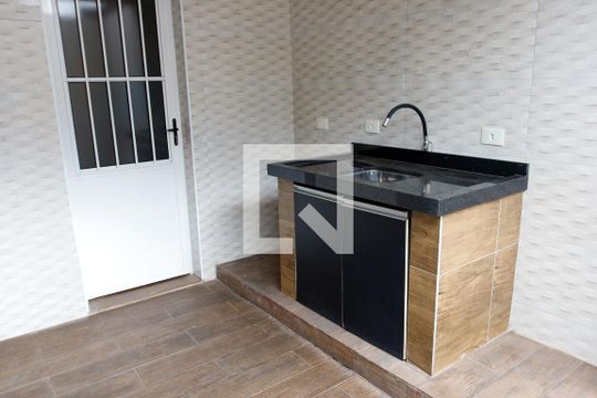 Área comum de casa para alugar com 3 quartos, 137m² em Rochdale, Osasco