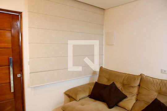 Sala de casa para alugar com 3 quartos, 137m² em Rochdale, Osasco