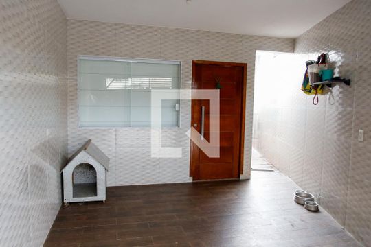 Garagem de casa para alugar com 3 quartos, 137m² em Rochdale, Osasco